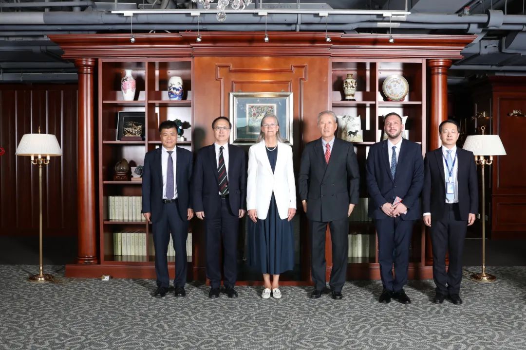 The Ambassador of Cyprus to China Ms. Frances Lanitou and Her Delegation Visited China Classification Society (CCS)