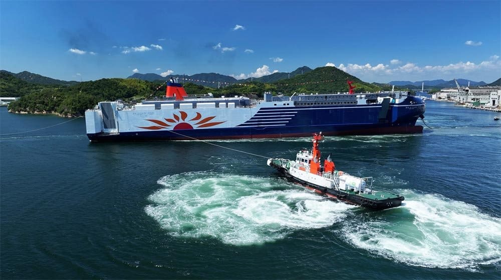 MOL Launches LNG-Fueled Ferry "Sunflower Pirka" with a Focus on Decarbonization