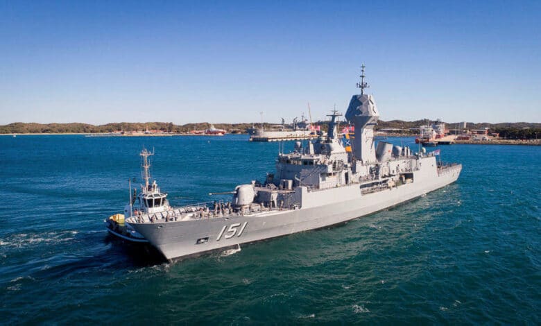 Australian Navy rehearses loading NSM onto Anzac frigates