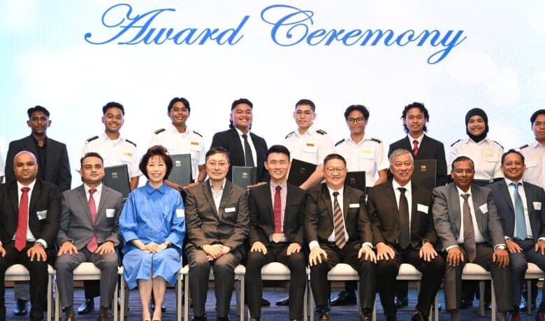 Maritime Singapore Awards Over 70 MaritimeONE and Tripartite Maritime Scholarships to Nurture Talent Pipeline