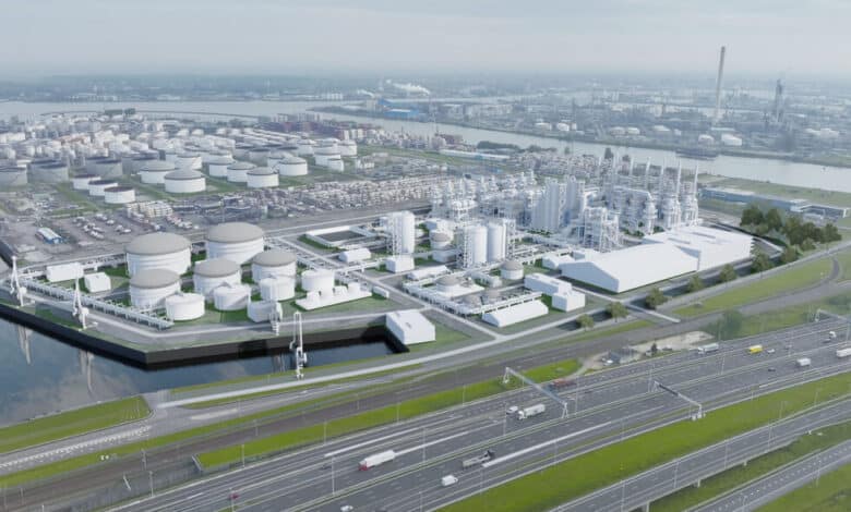 Advario and Power2X will build e-SAF hub at Port of Rotterdam.