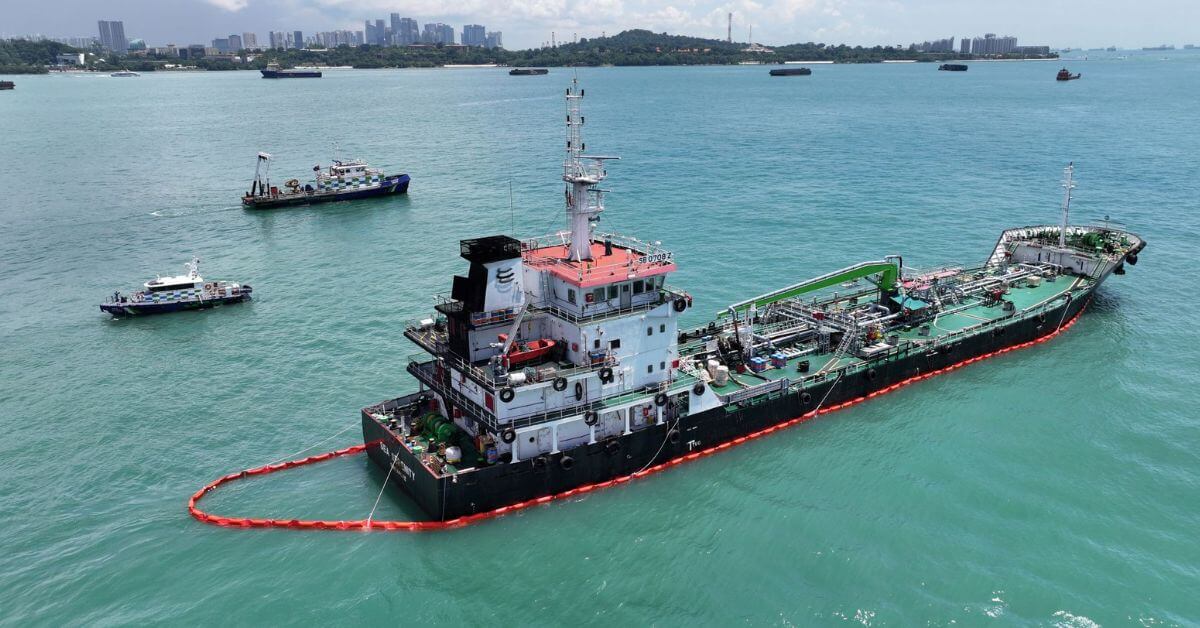 Singapore Tests Advanced Oil Spill Response Technologies To Improve Incident Management