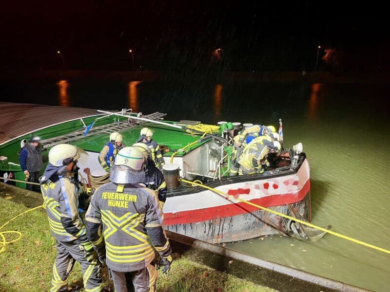 Barge Collision on Wesel-Datteln Canal No Injuries Reported, Investigation Underway