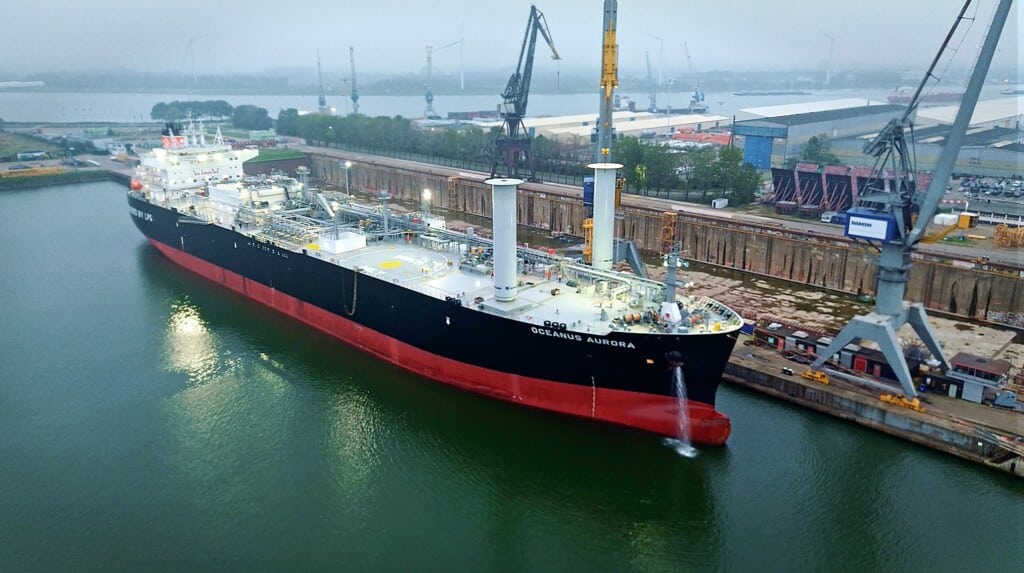 Oceanus Aurora Equipped with Norsepower Rotor Sails for Greener Shipping