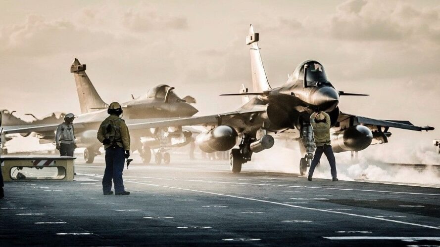 As India & France get ready to sign 7-bn Euro deal for Rafale Marine, 87 TEDBFs ...