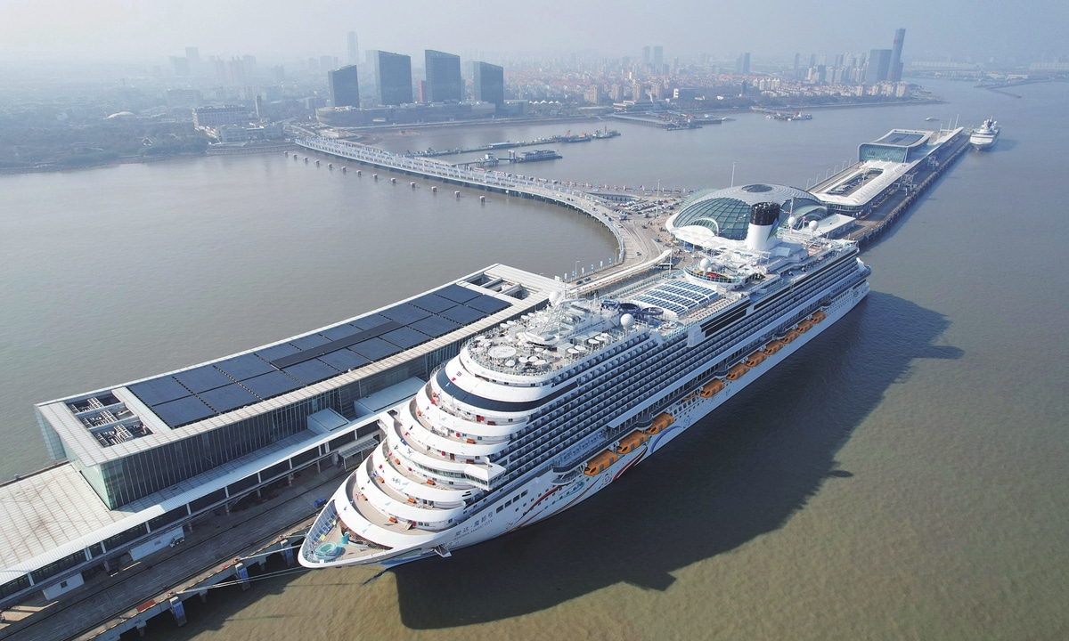 China’s first homegrown cruise ship, Adora Magic City, completes 84 sightseeing