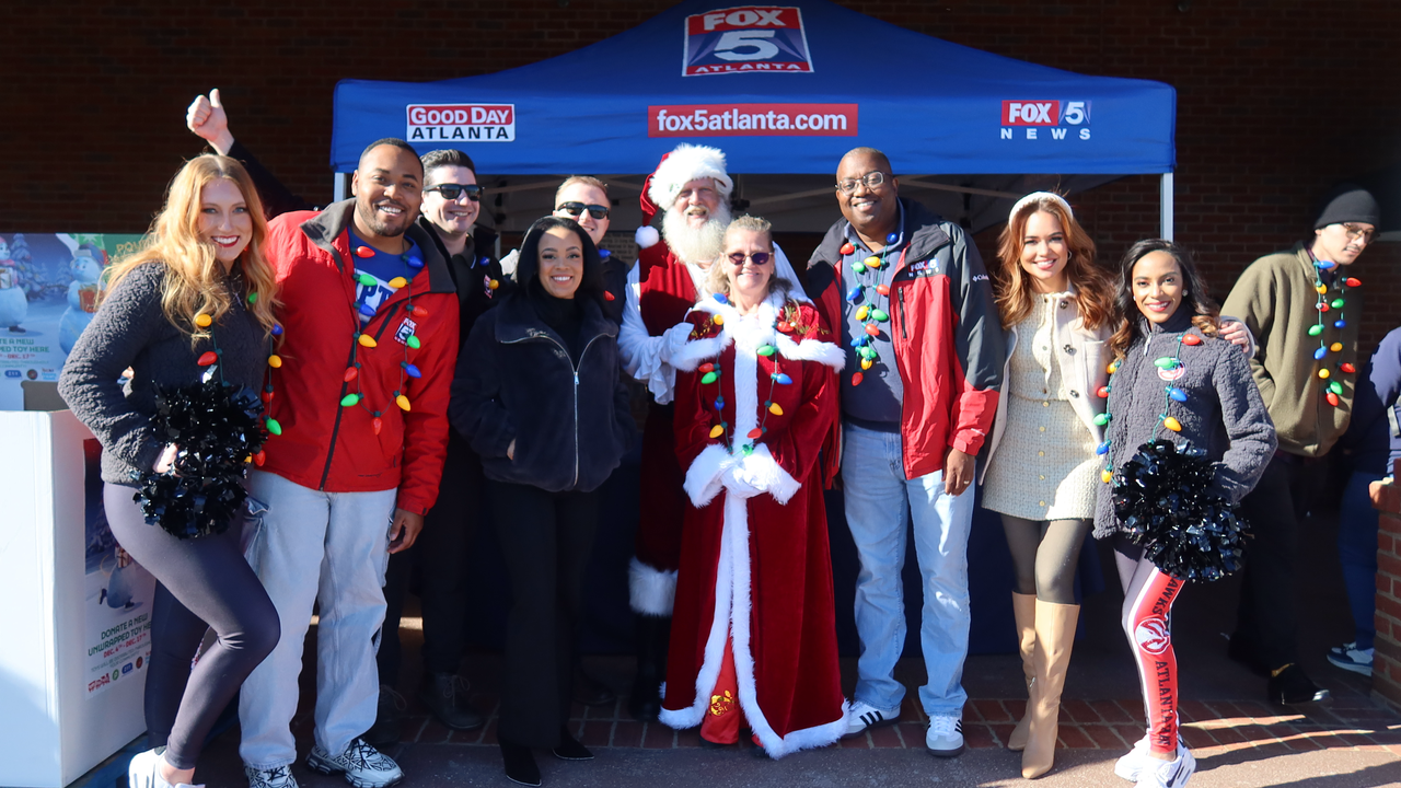 FOX 5 Atlanta brings holiday cheer to Atlanta Marine Toys for Tots Great Toy