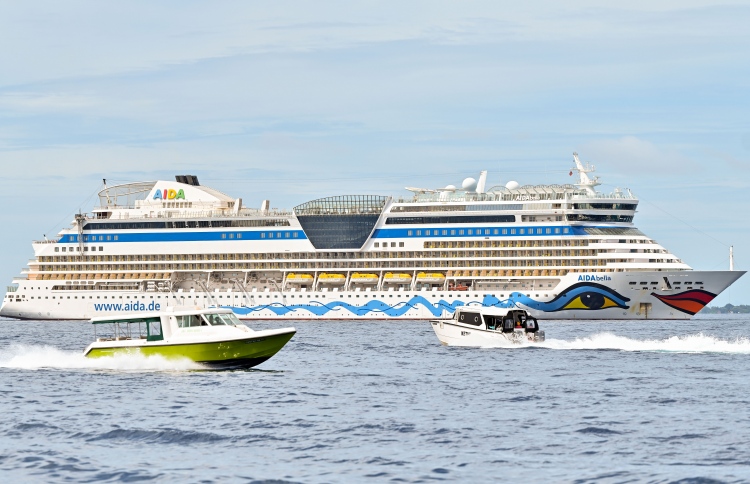 Maldives Welcomes AIDA Cruise Ship, Boosting Tourism and Economy