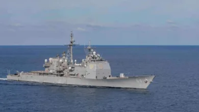 USS Gettysburg Shoots Down F/A-18 Fighter From USS Truman