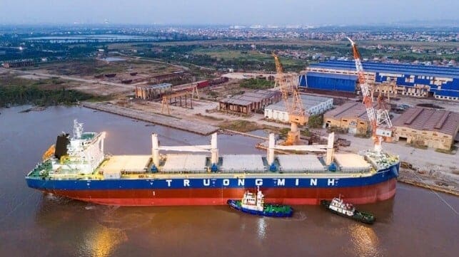 Vietnam Completes Construction of Its Largest Bulk Carrier