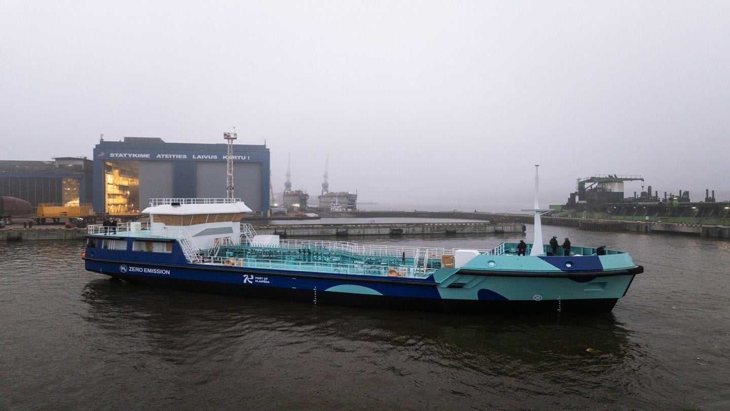 Lithuania’s Klaipeda Port launches green hydrogen-fuelled ship