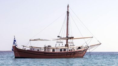 Greek Ministry Supports Preservation of Traditional Wooden Shipbuilding