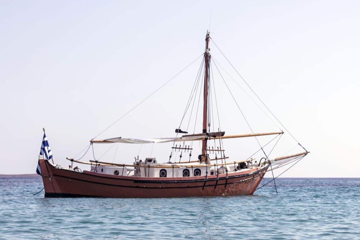 Greek Ministry Supports Preservation of Traditional Wooden Shipbuilding