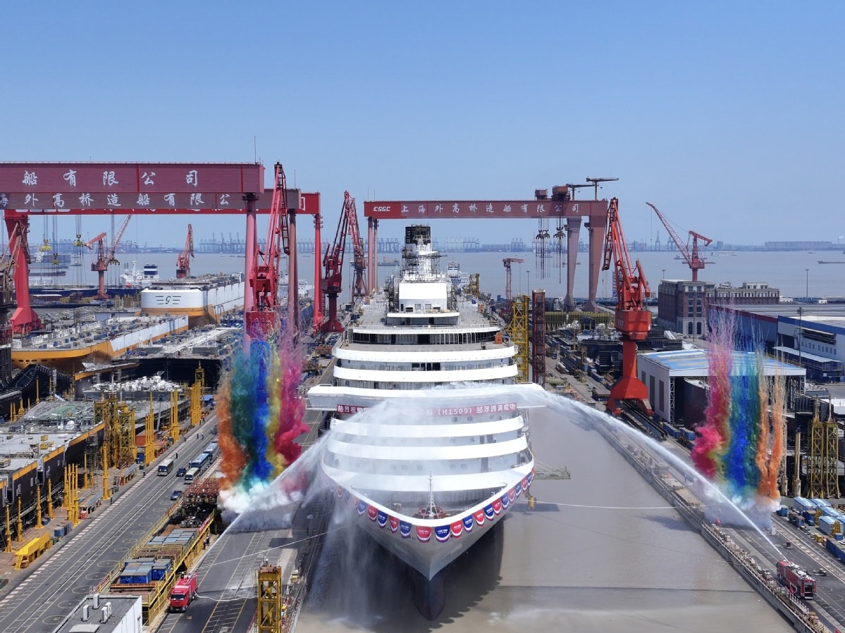 Construction of China's Adora Flora City cruise ship enters floating stage