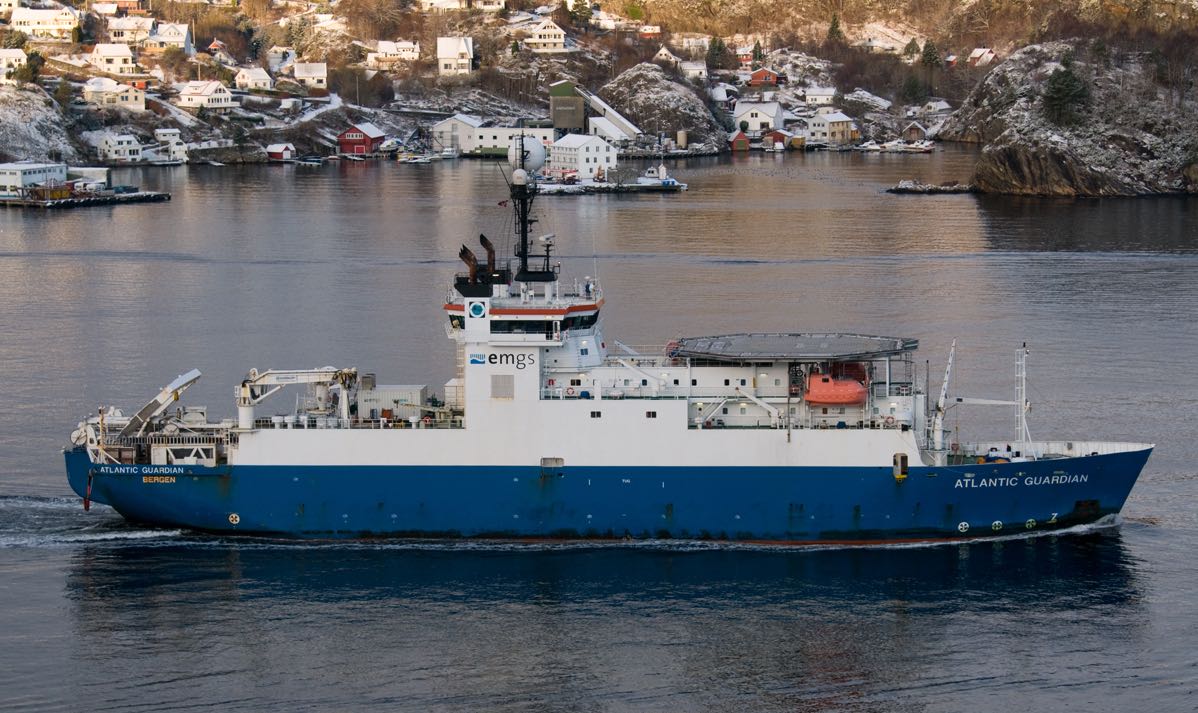 Cairn hires EMGS for 3D survey off India