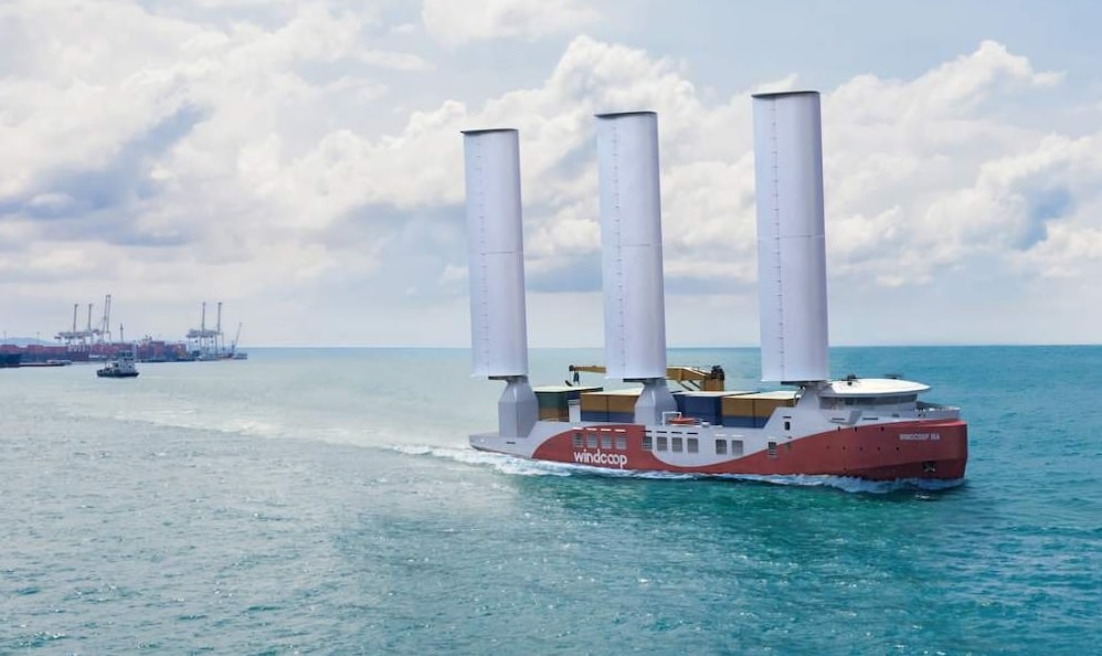 French cooperative orders novel boxship in Turkey