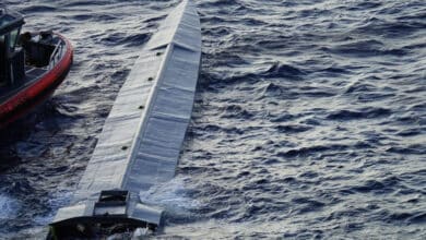 1,000-foot ship nearly strikes seawall under U.S. border