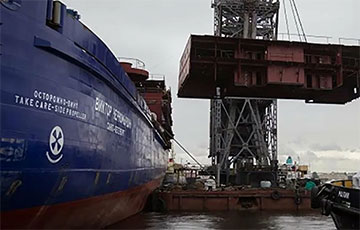 Russian Shipbuilding Gives A Distress Signal - Belarusian