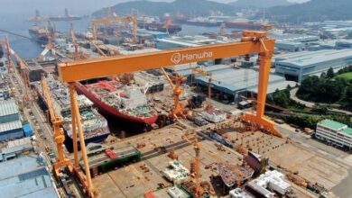 Tsakos confirms Hanwha VLCC order