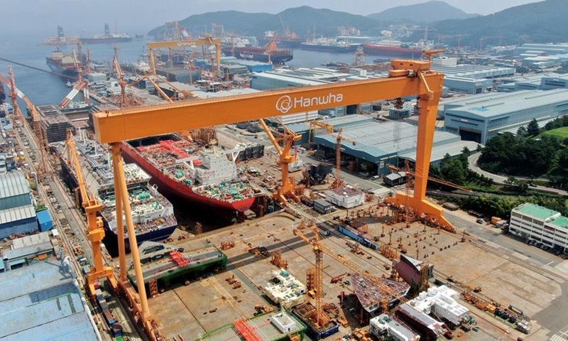 Tsakos confirms Hanwha VLCC order