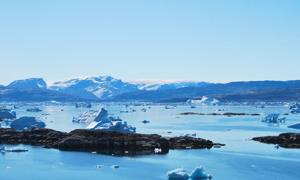 China’s Sea Legend launches Arctic express box service to