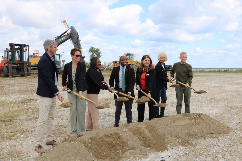 City Breaks Ground on New Cruise Ship Dock » Urban Milwaukee