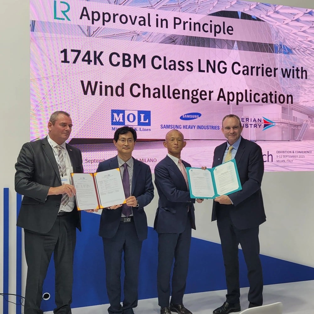 LR awards AiP for 174K LNG Carrier with Wind Challenger technology