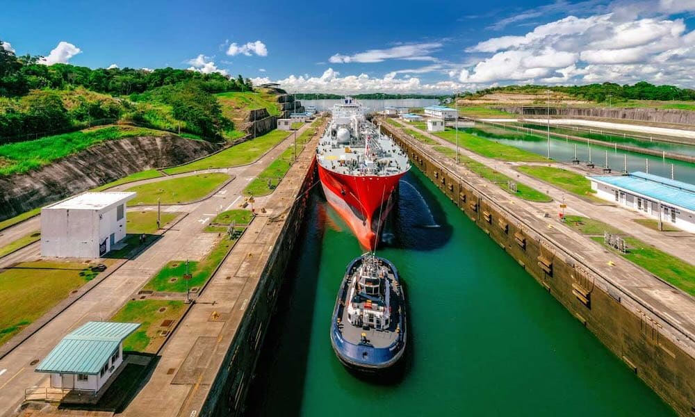 Panama Canal carves out weekly slot for dual-fuel pioneers