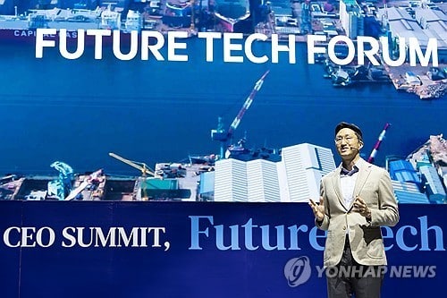 (LEAD) HD Hyundai chief vows to bolster S. Korea-U.S. shipbuilding cooperation