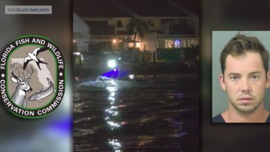 Boater faces charges for abandoning injured passenger after crash