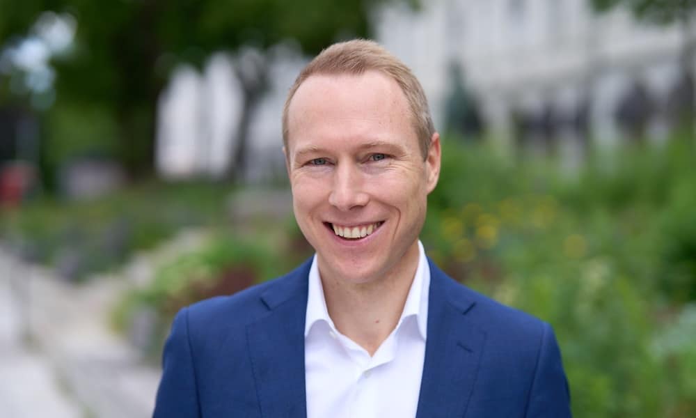 Western Bulk returns to shipowning via partnered play