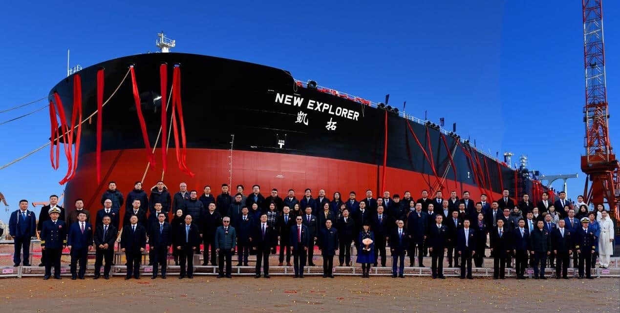 China Delivers World's First Methanol Dual-Fuel VLCC