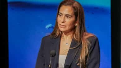 Diana ups pressure on Genco with full board challenge