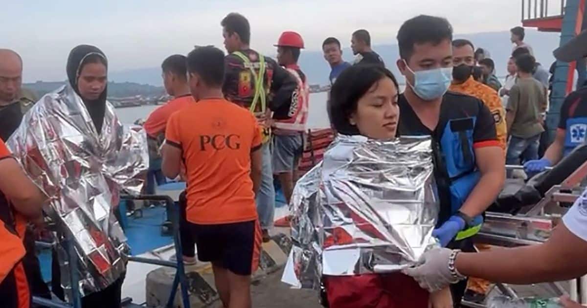 Ferry sinks near Philippine island with 15 dead and over 300 rescued