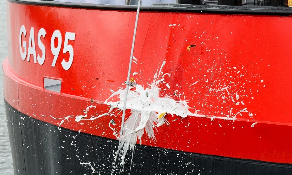 Nanjing Dongze shipyard returns to life