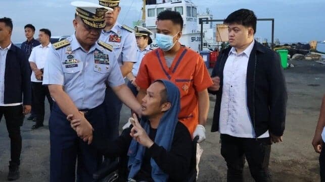 Philippines Welcomes Home 15 Survivors From Capsized Bulker