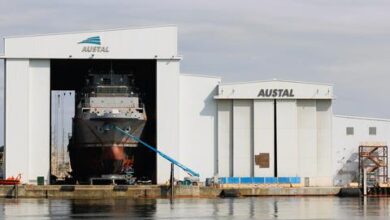 Top Navy officer says he sees military shipbuilding’s future in Alabama shipyard