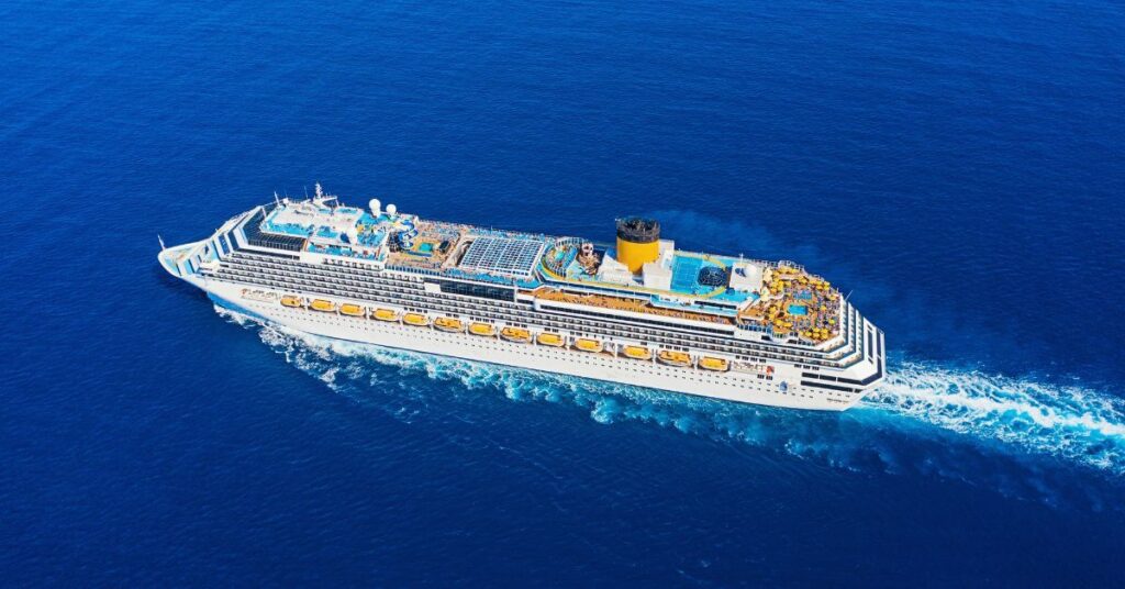 Carbon Neutral LLC has announced a strategic collaboration with South Korea's EcoCreation LTD to address the pressing issue of hard-to-recycle plastic waste generated by cruise ships in the Caribbean. This initiative aims to establish port-based infrastructure that utilizes advanced plastic-to-oil pyrolysis technology, converting waste into usable products while adhering to international maritime regulations. The partnership is set to launch in Puerto Rico, a key hub for cruise operations in the region.