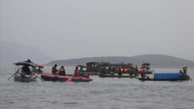 PM orders urgent response to serious inland waterway accident on Thac Ba lake