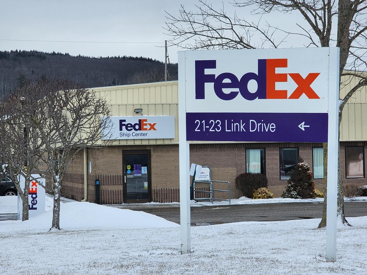 FedEx Ship Center in Kirkwood Closing in Cost-Cutting Move