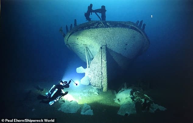 Incredible first images of steamer that sunk in Lake Michigan on dark and stormy
