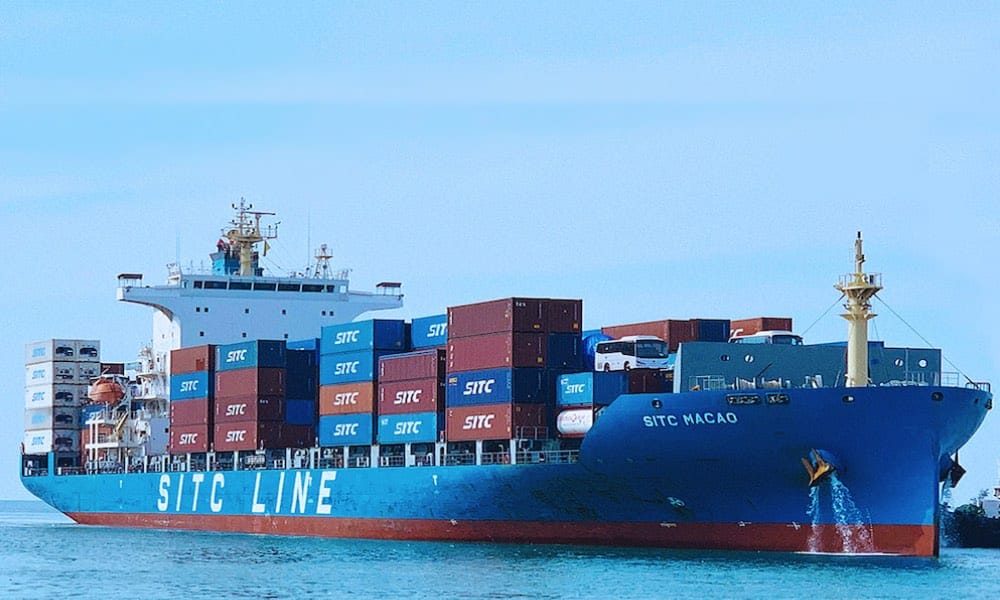 SITC extends 2,700 teu orderbook