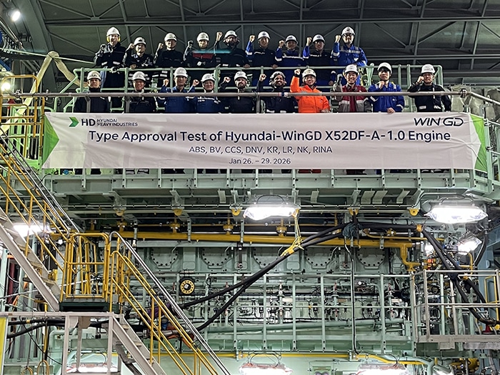 WinGD ammonia-fueled two stroke completes TAT and FAT