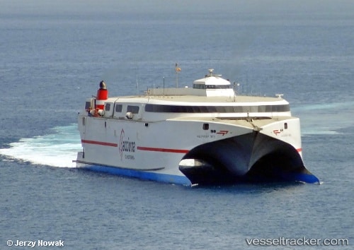 Ferry “Volcán de Tirajana” Sidelined Due to Waterjet Damage