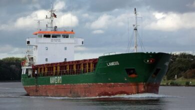 Fire Department Responds to Possible Spontaneous Combustion on 'Rusader' in Vlaardingen