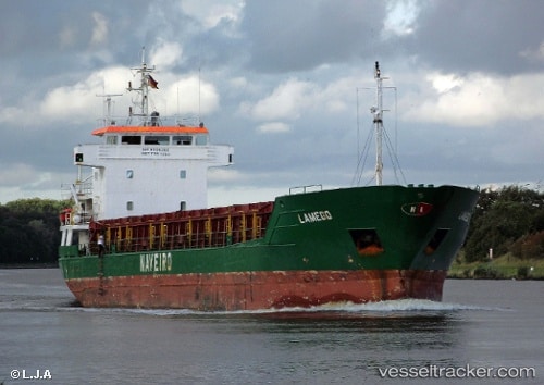 Fire Department Responds to Possible Spontaneous Combustion on 'Rusader' in Vlaardingen