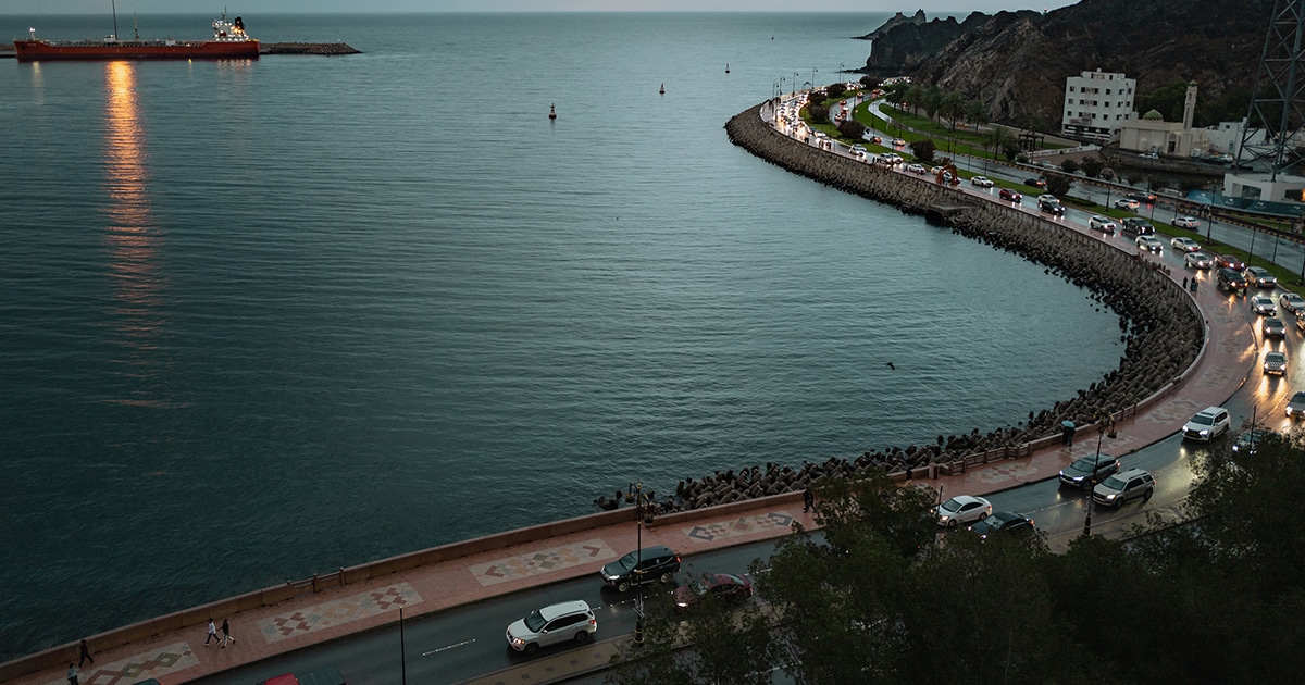 Hormuz Ship Traffic Stays Frozen Despite Move to Start Fees