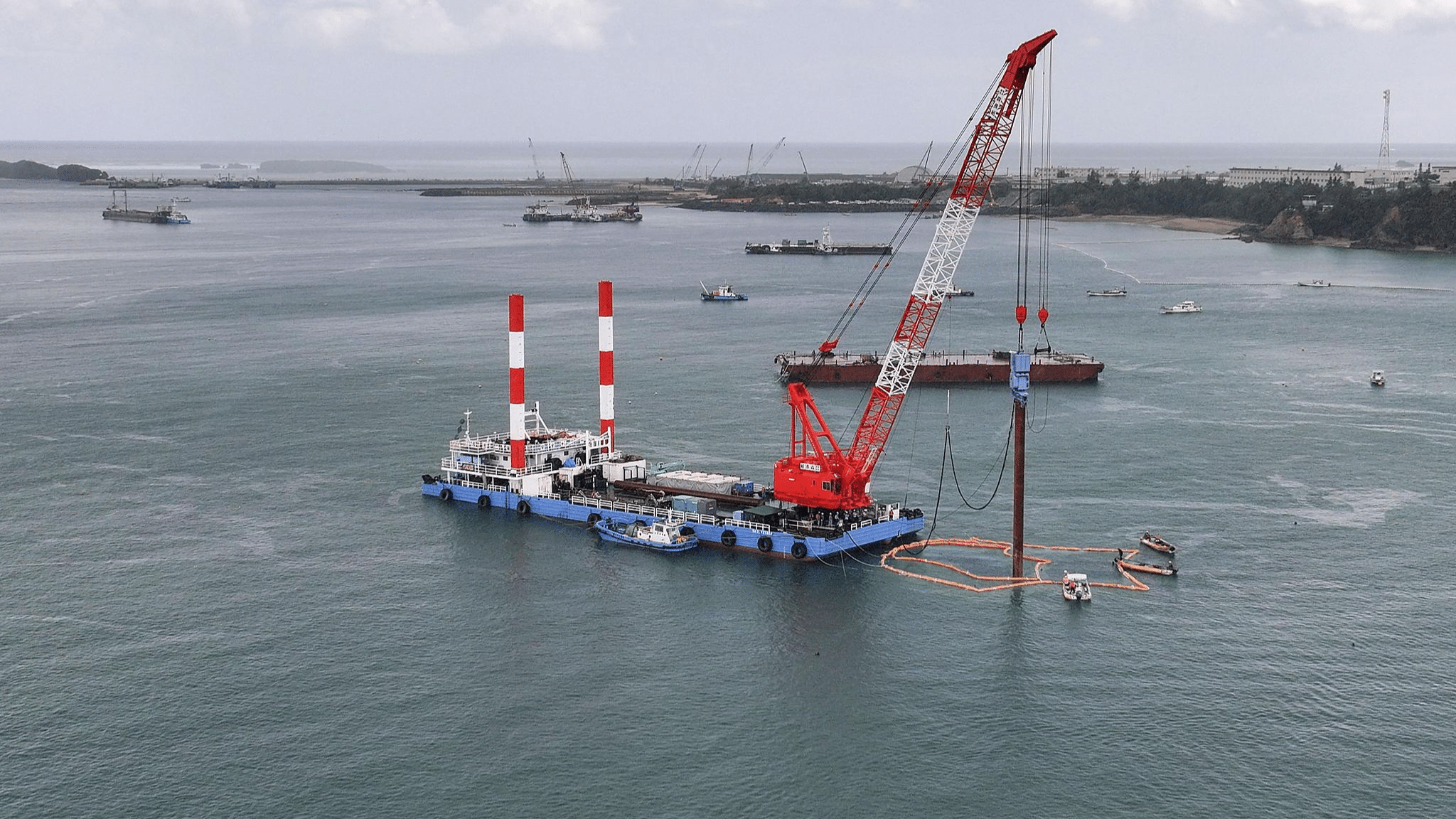 Protest Boats Capsize Off Okinawa, Injuries Reported