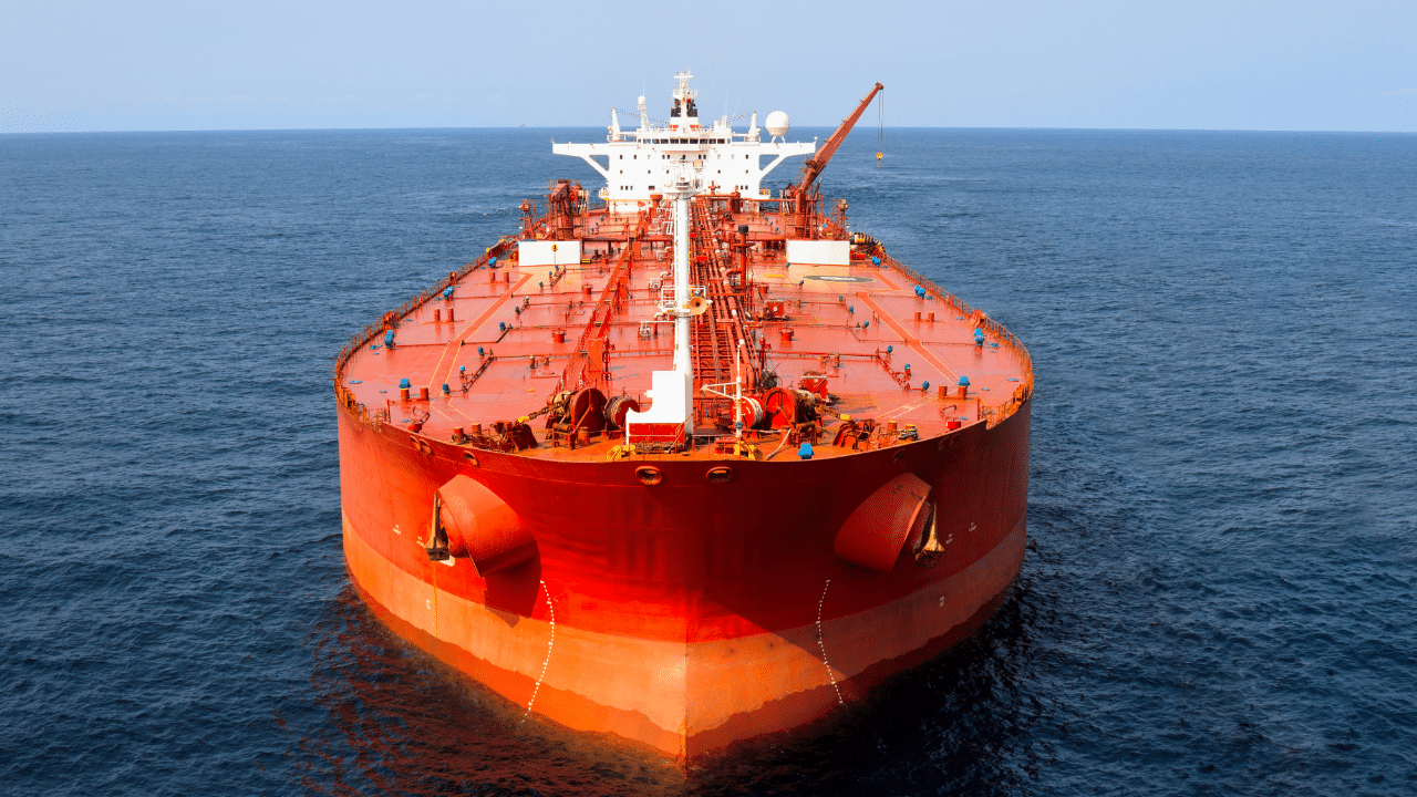 Saudi oil cargo of 650,000 barrels heads to Pakistan via