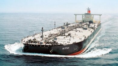 Global Shipping Orders Surge to Two-Decade High